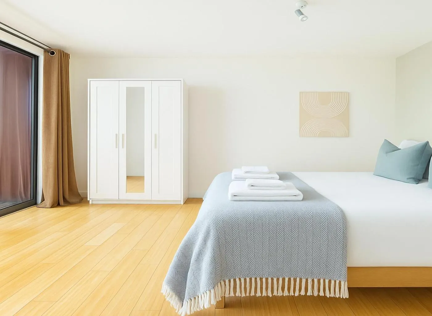 Dalston Square Gem - Walk To Cafes, Bars & Tube Apartment London